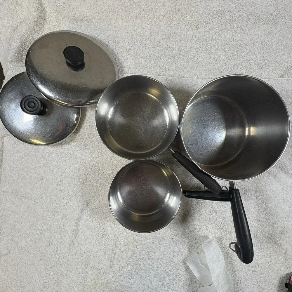 Revere Ware Pre 1968 Copper Bottom 1 Qt, 1.5 Qt, 2 Qt Set of Saucepans W/Lids